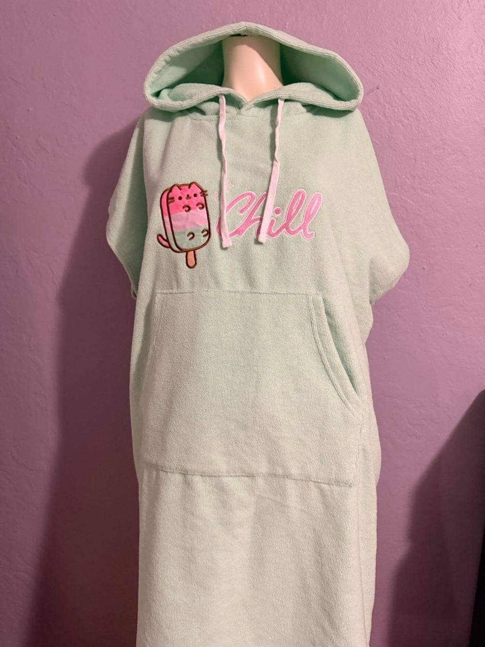 Pusheen Mint 'Chill' Hooded Beach Poncho with Popsicle Patch